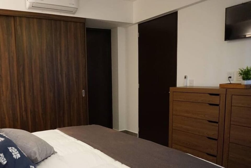 Comfort Condo | 2 bedrooms, free WiFi, bed sheets