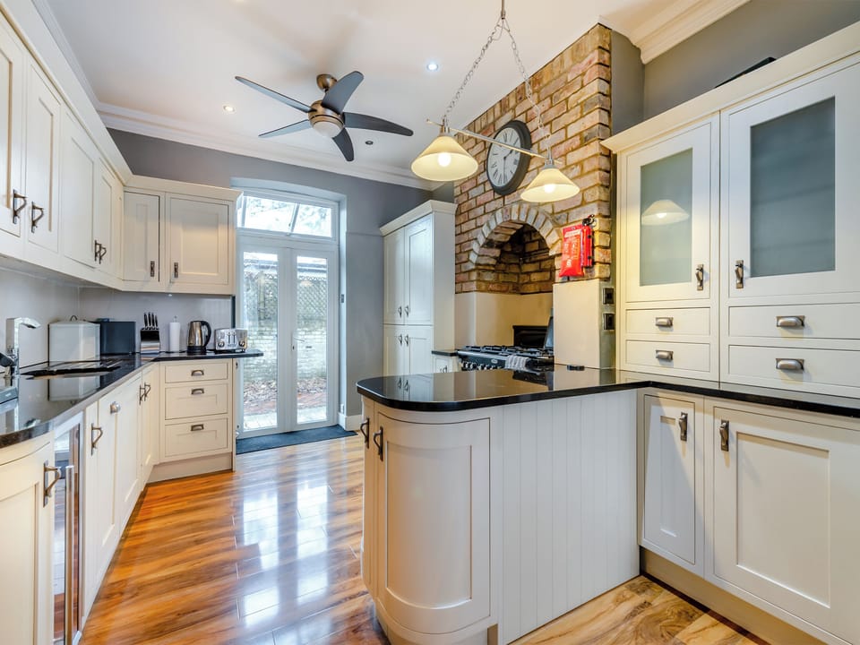 Kitchen | Dorset Villas, Broadstairs