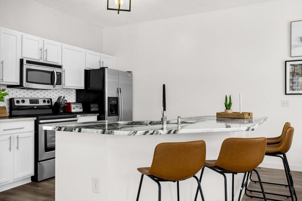 173 Pompano Beach Drive (7).jpeg