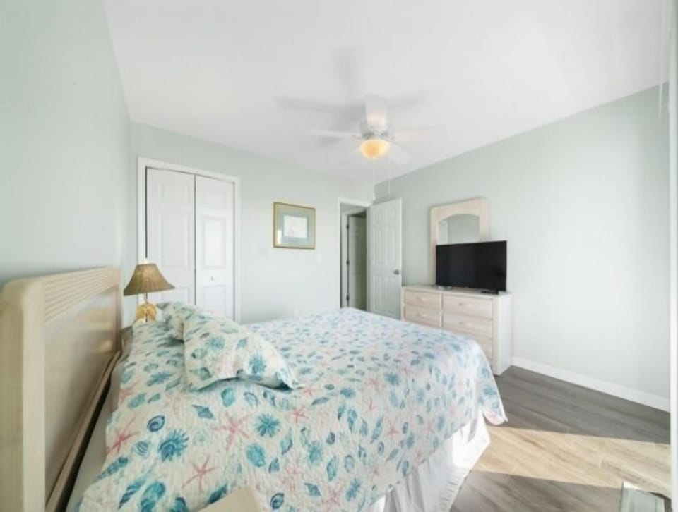 Bed, Furniture, Ceiling Fan, Bedroom, Room