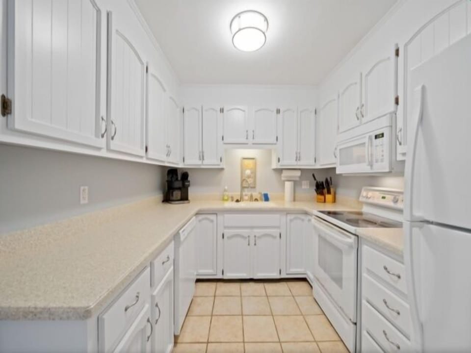 Indoors, Room, Kitchen, Shelf, Furniture