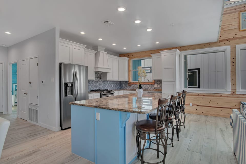 House (6 Bedrooms) | Property amenity