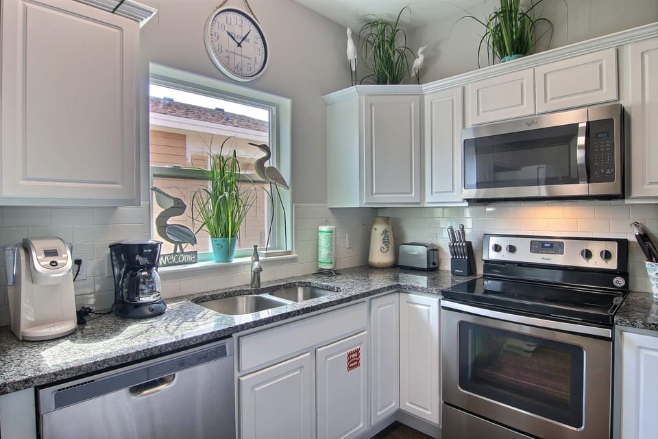 Condo (4 Bedrooms) | Property amenity