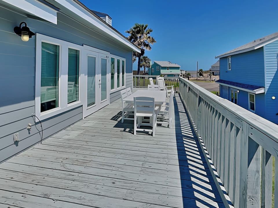 House (3 Bedrooms) | Property amenity