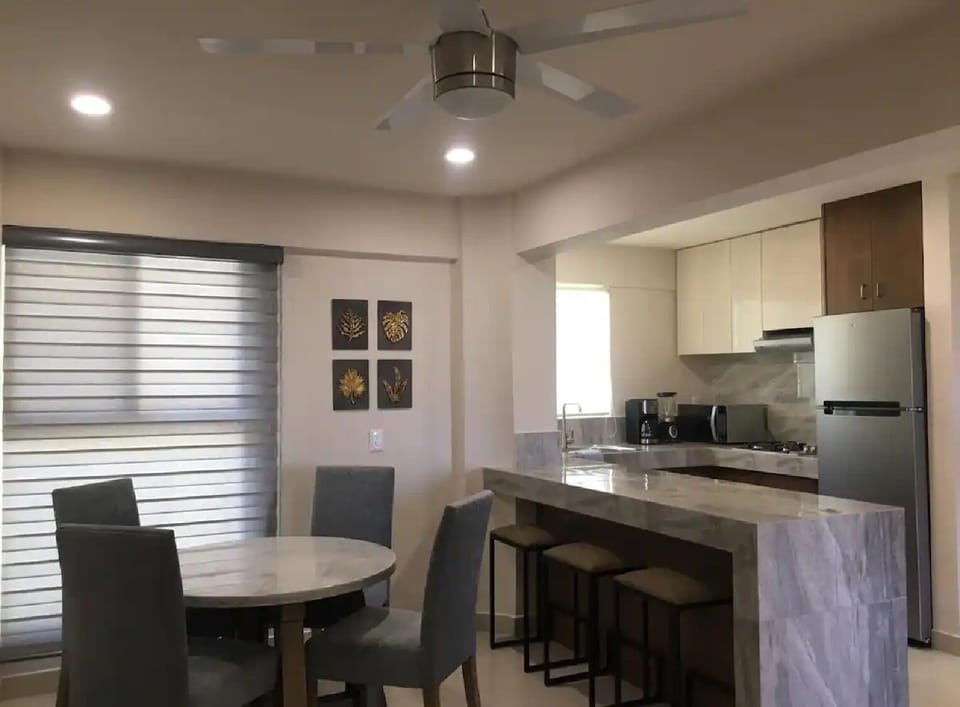Family Condo | Private kitchenette