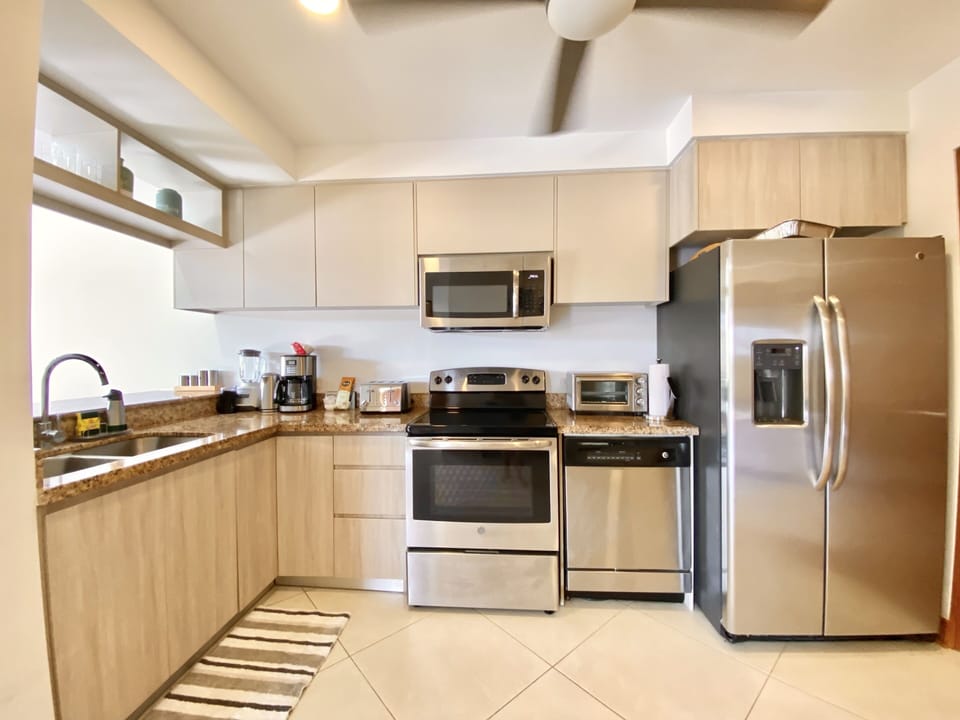 Kitchen (1)