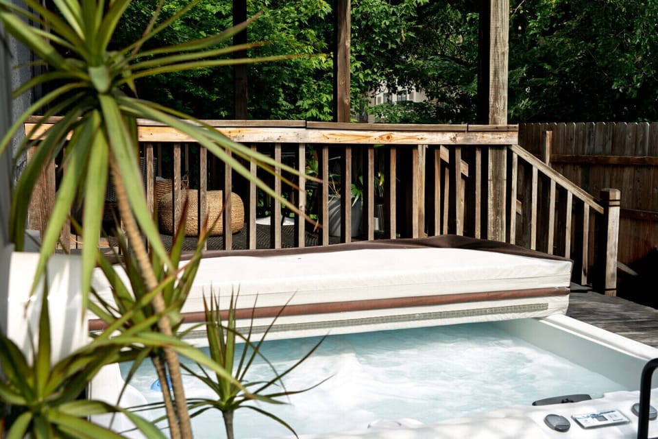 hot tub
