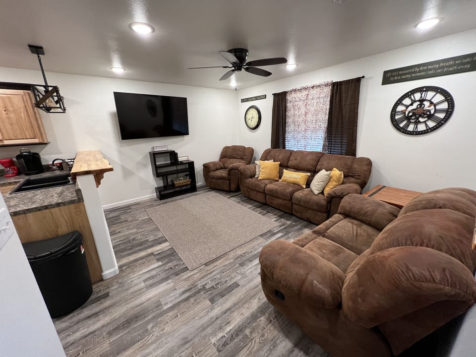 Living room with 65” TV