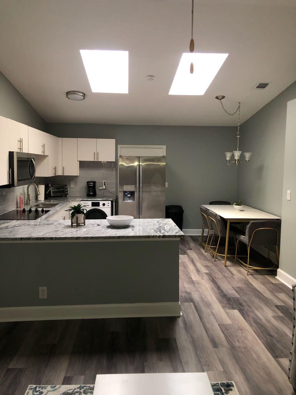 Living room / Kitchen