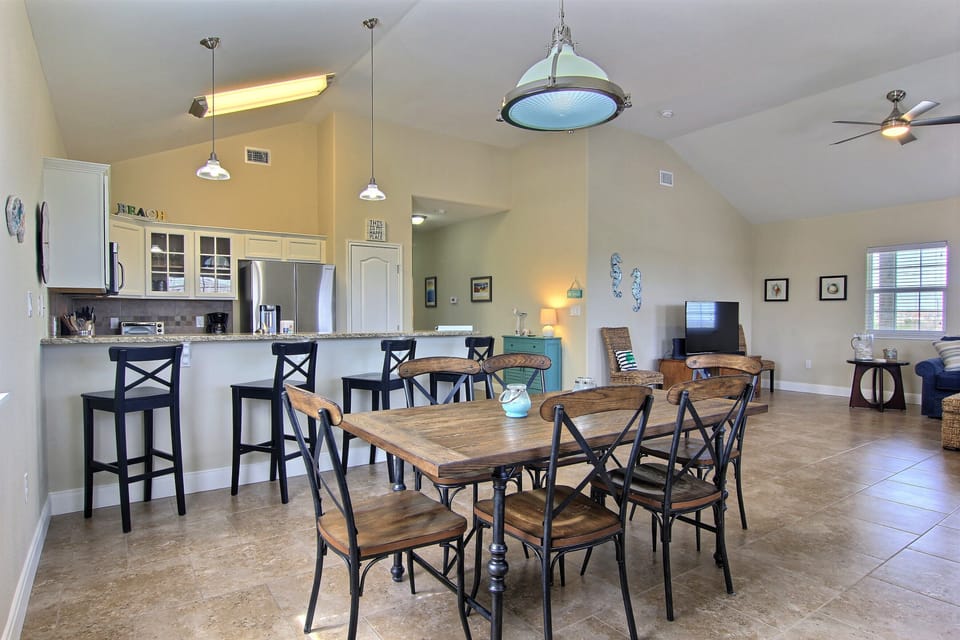 House (3 Bedrooms) | Property amenity