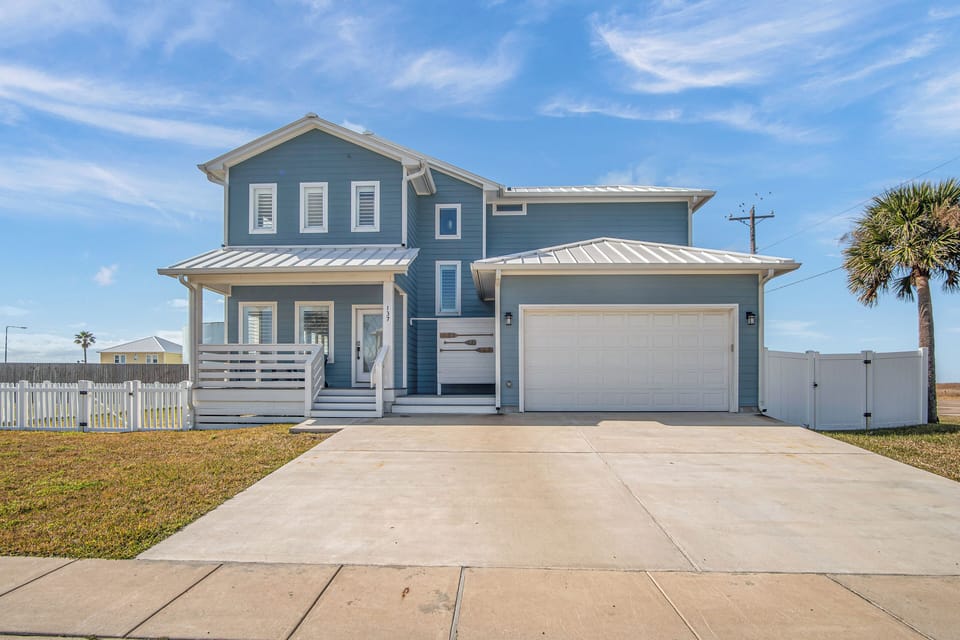 House (4 Bedrooms) | Property amenity