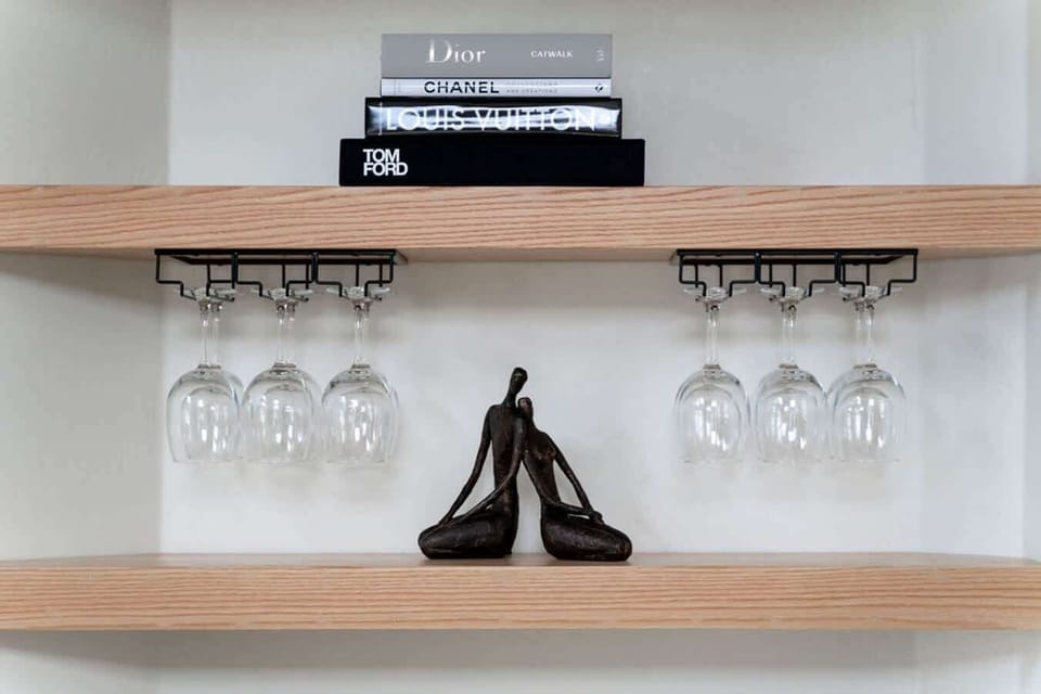 Plenty of wine glasses for you and your group!