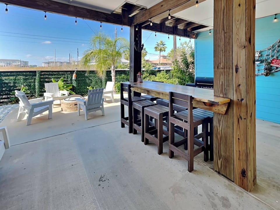 House (4 Bedrooms) | Property amenity