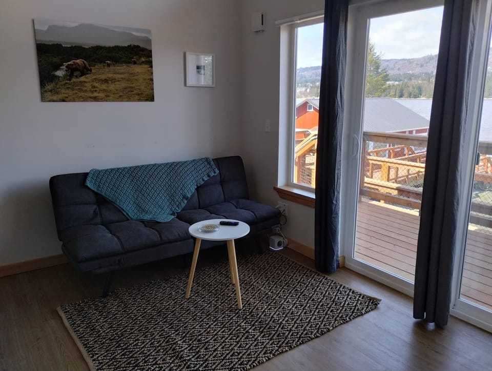 Lupine Cabin - Living Room Overlooking Beluga Lake