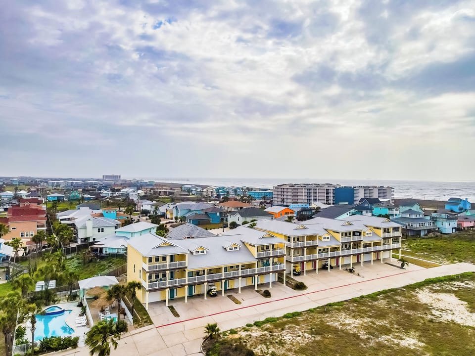 Studio (4 Bedrooms) | Property amenity