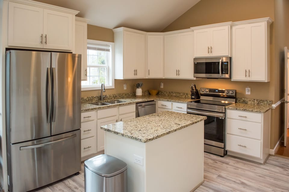 The kitchen island is great for prepping large meals. 