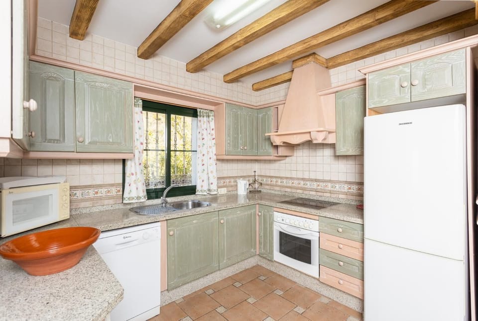Equipped kitchen