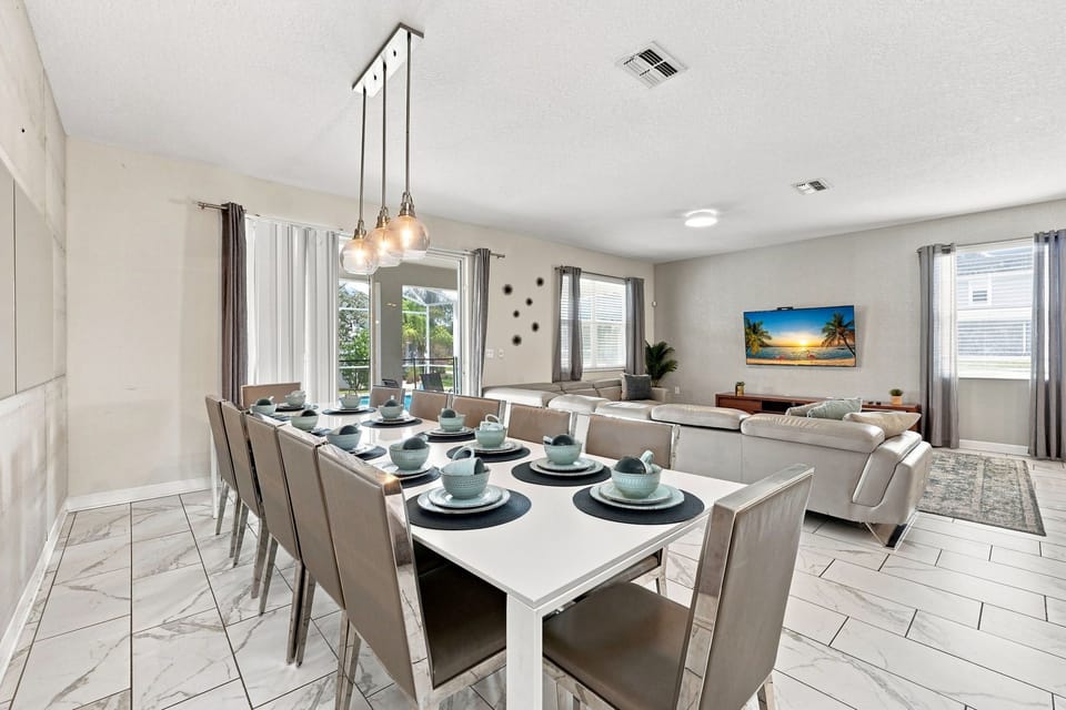 1521_Maidstone_Court_021