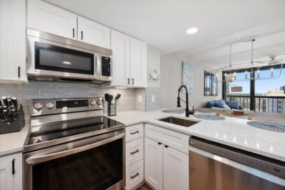 Kitchen (2)