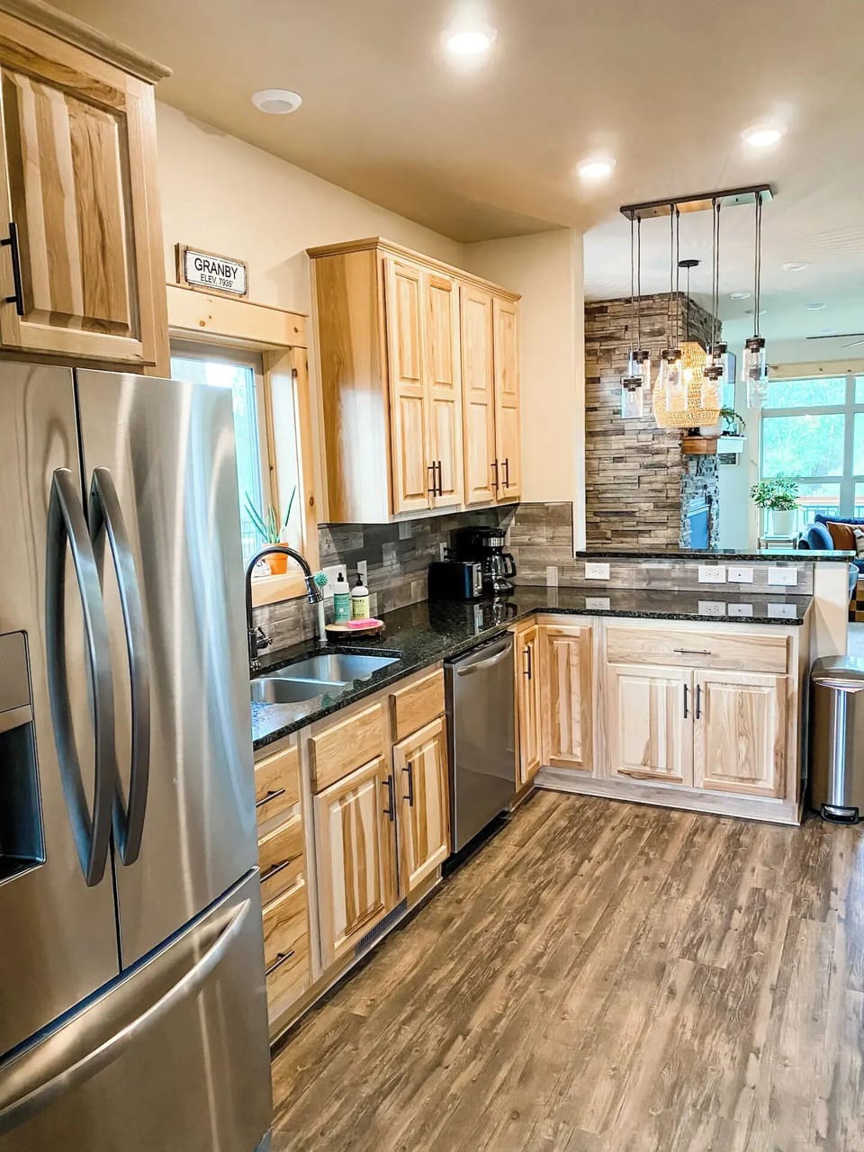 Fully stocked kitchen with everything you need! 