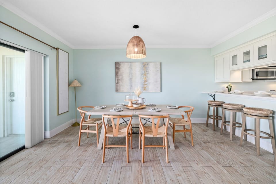 Dining room with seating for the whole group for meals or game nights