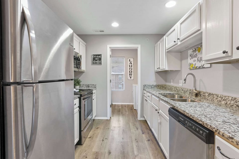 Condo, Multiple Beds, Balcony, Mountain View (Branson Overlook) | Private kitchen | Coffee/tea maker
