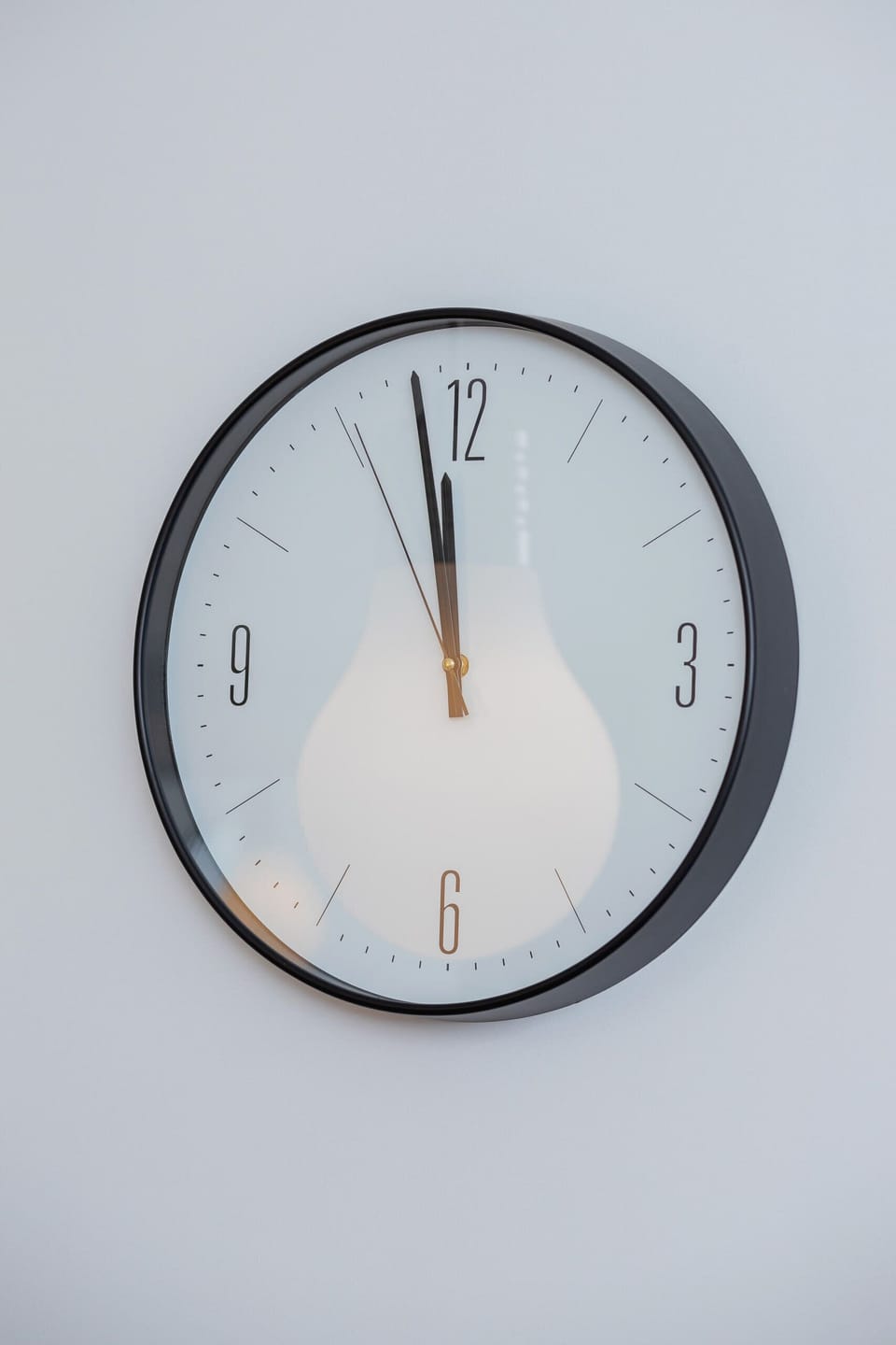 A wall clock detail, adding both functionality and style to the interior.
