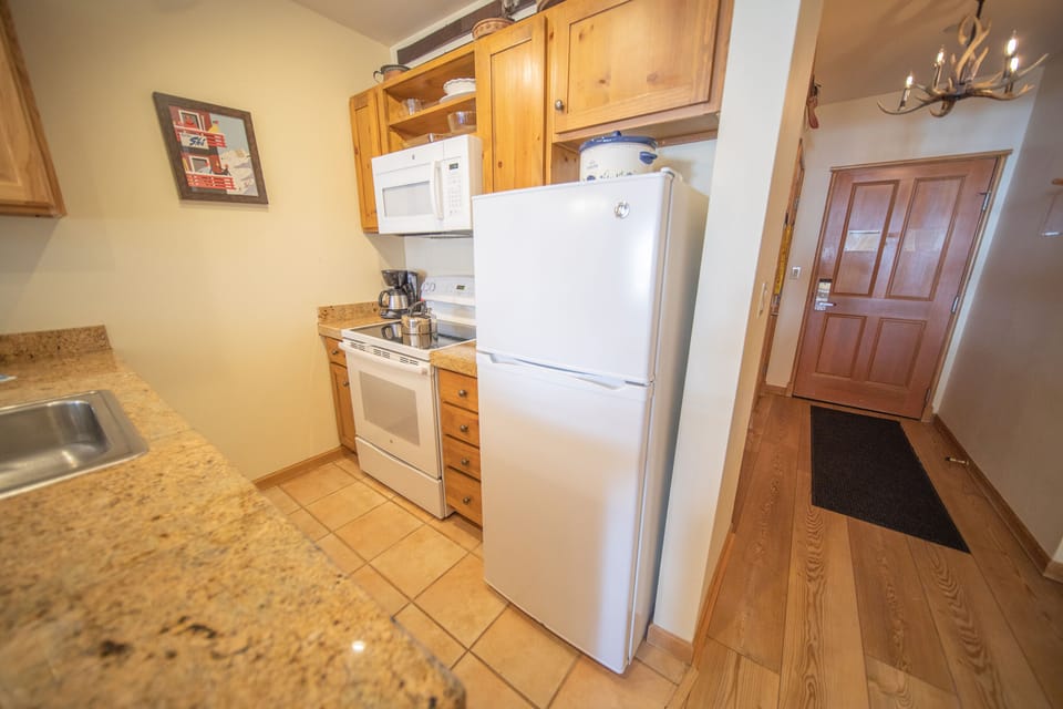 Fully equipped kitchen