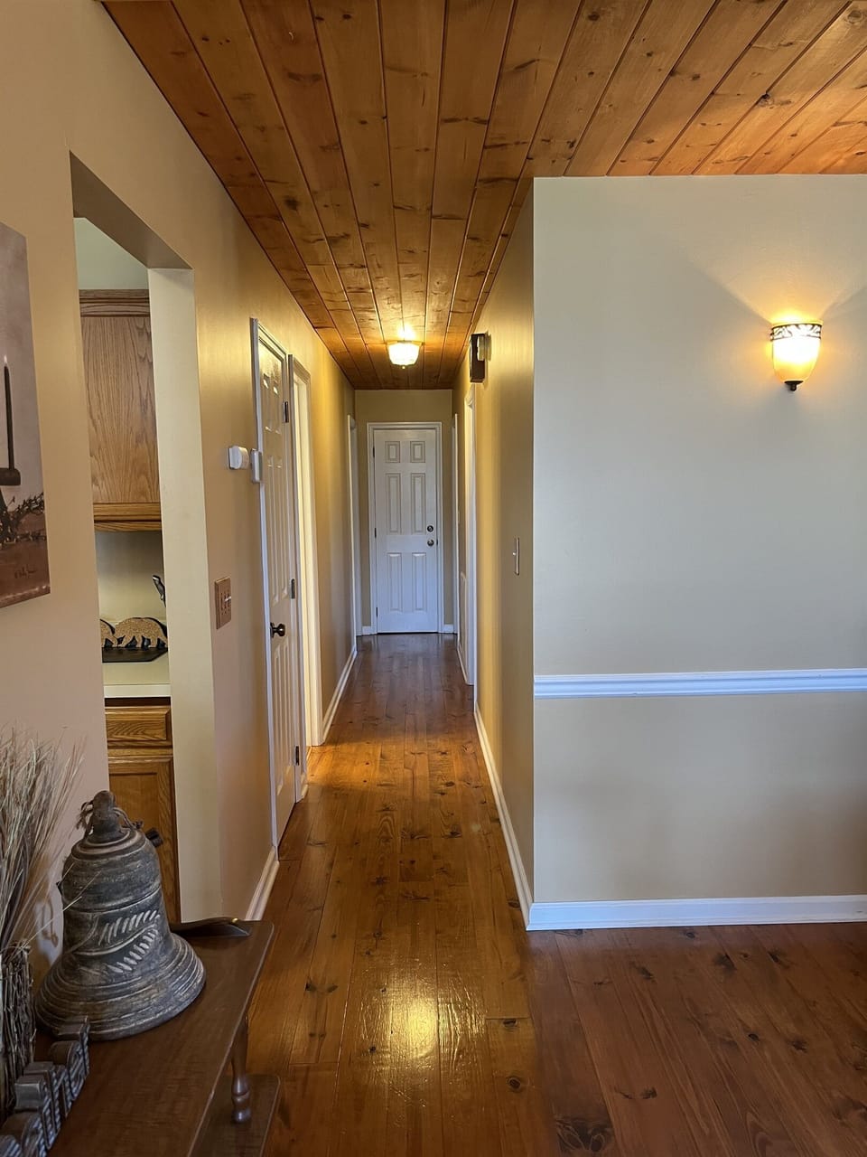 Hallway to bedrooms
