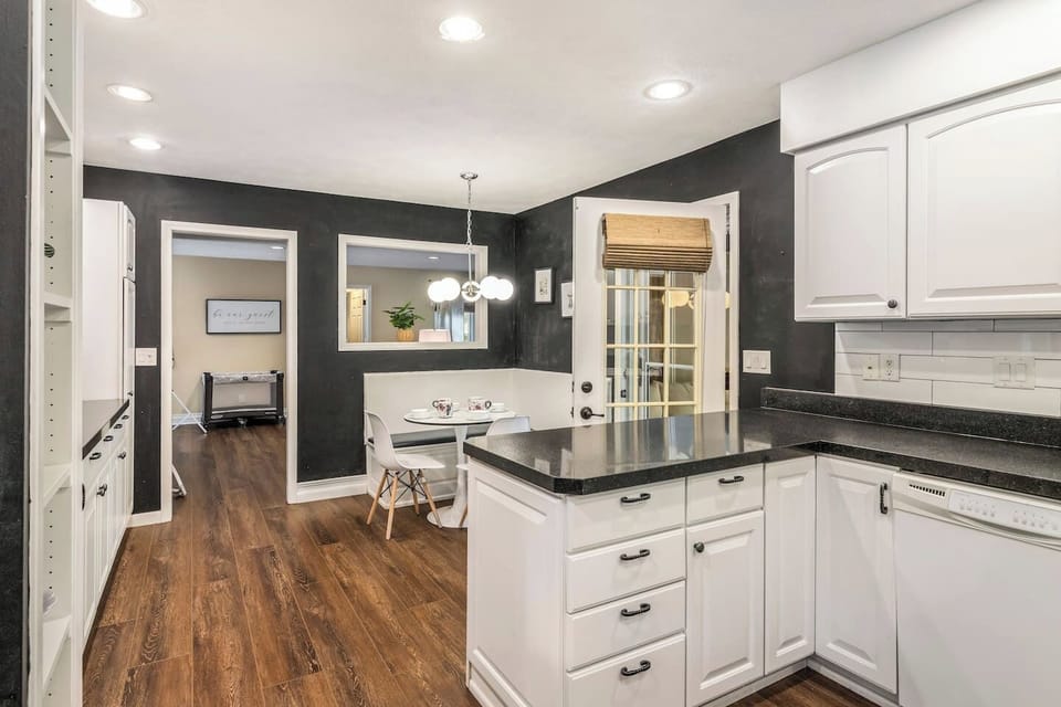 Large eat in kitchen.