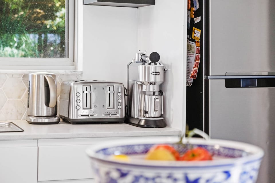 All modern appliances and utensils