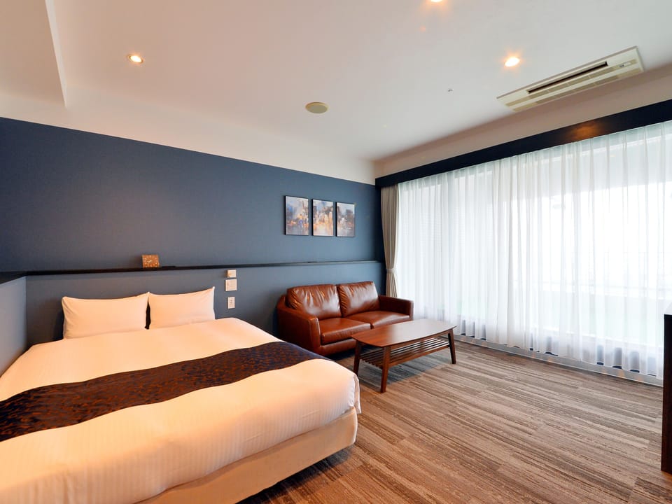 Deluxe Double Room, Non Smoking, Main Building | Down comforters, blackout drapes, free WiFi, bed sheets