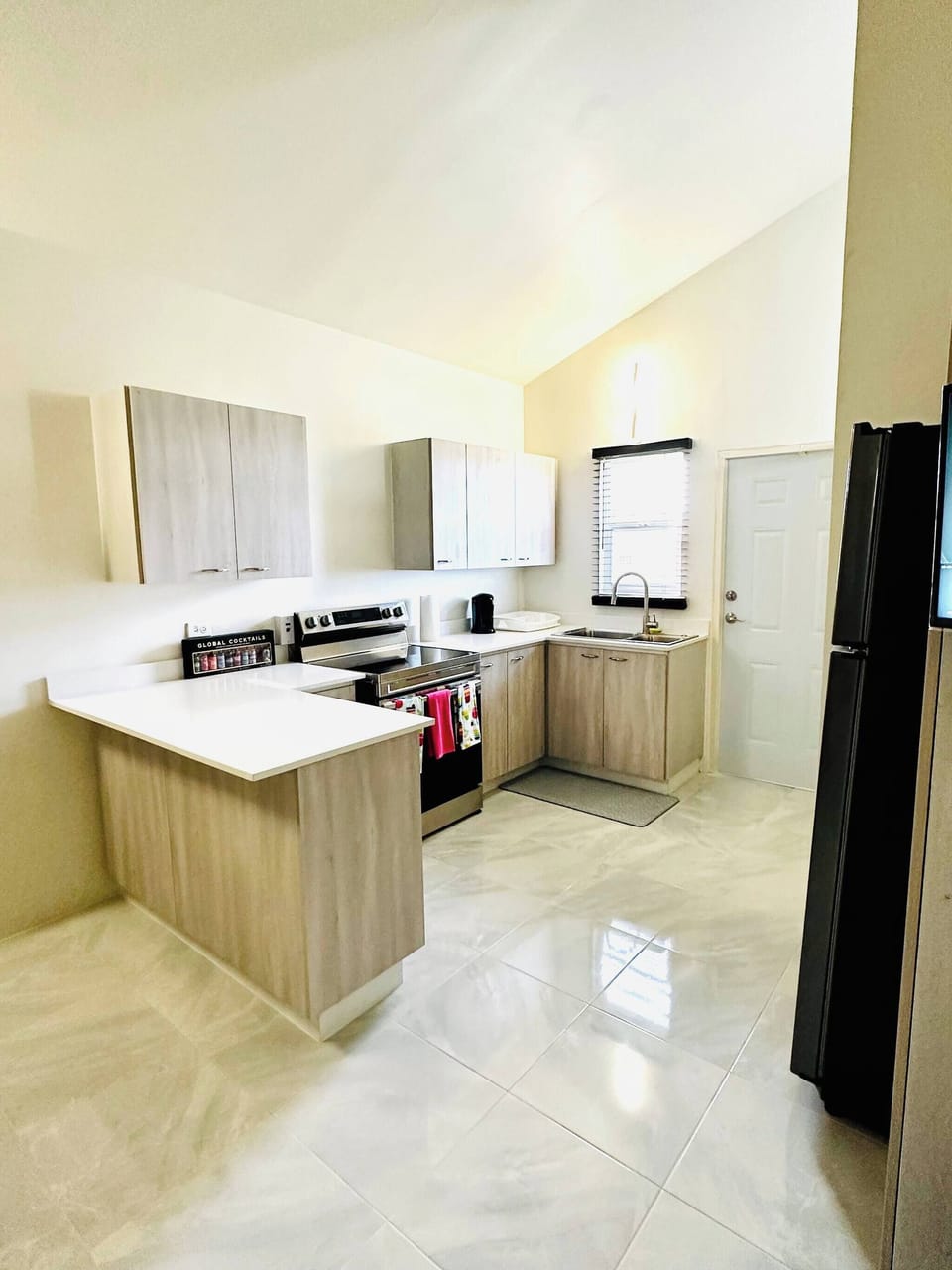 Bungalow, 2 Bedrooms, Patio, Mountain View | Interior