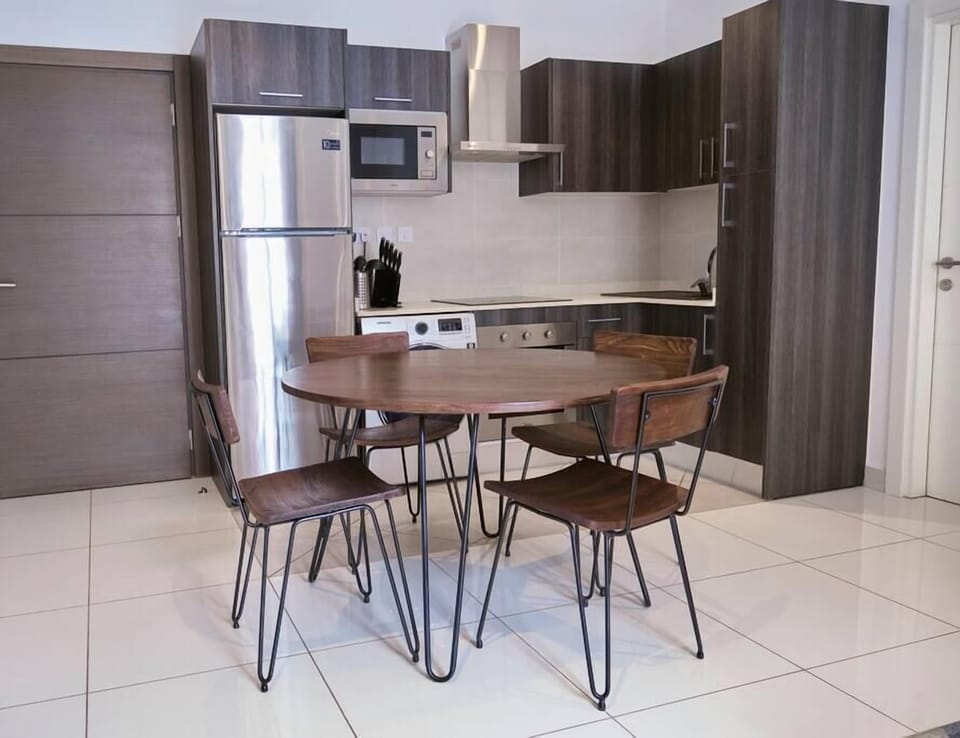 Kitchen + Dinning Area