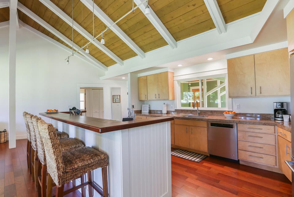 Kitchen has all the gadgets to make a gourmet meal