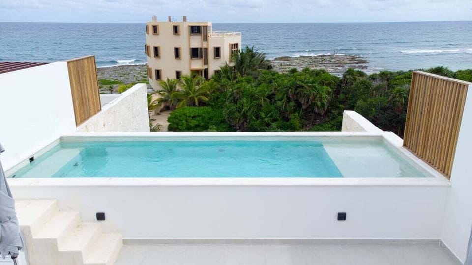 Rooftop pool