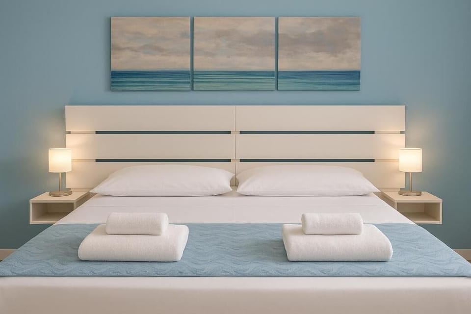 Comfort Room, Balcony | Individually furnished, desk, laptop workspace, WiFi