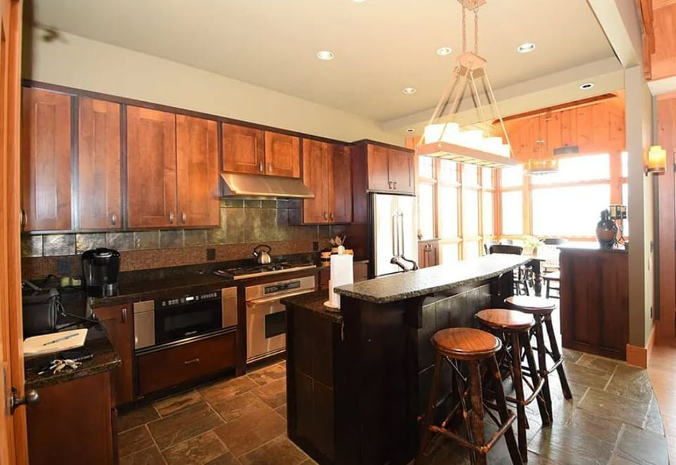 Kitchen and bar