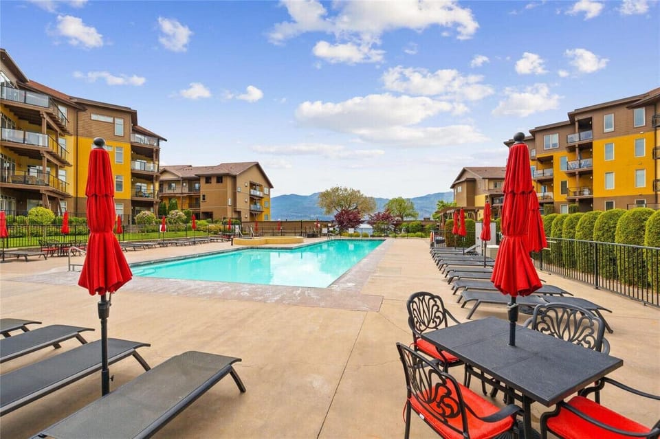 Pool and Hot tub area