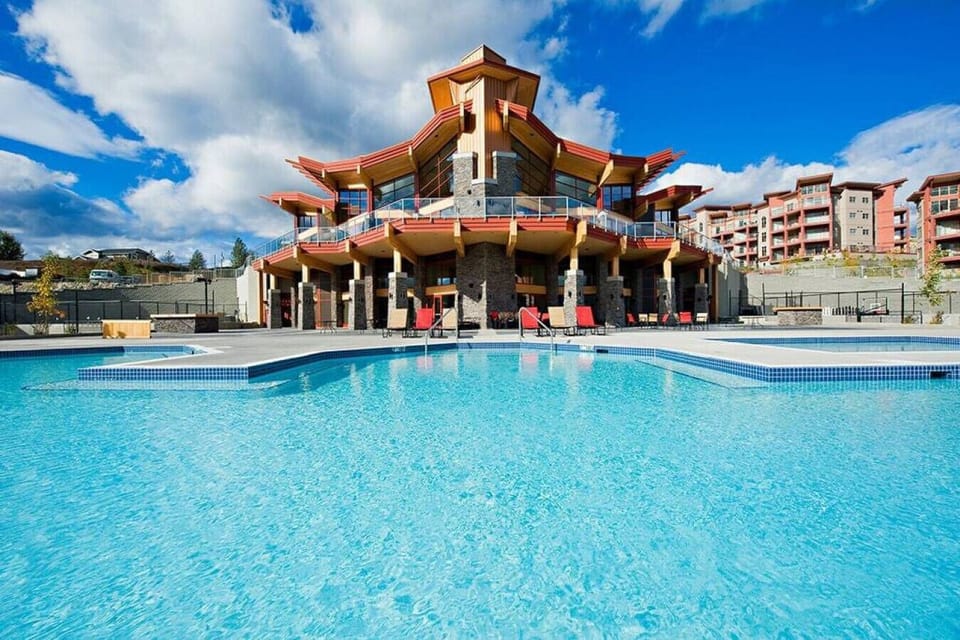 Pool and Hot tub area