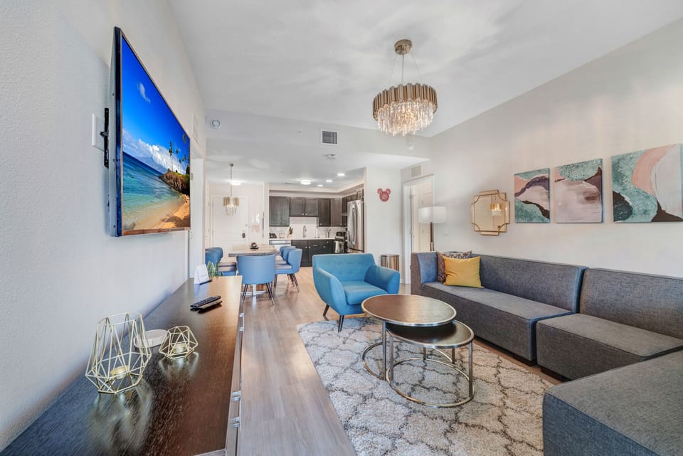 Family Apartment, 2 Bedrooms, Accessible | Living area