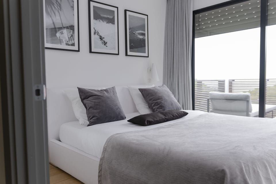 Apartment | 2 bedrooms, premium bedding, down comforters, in-room safe
