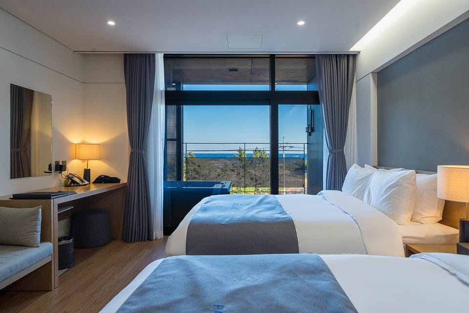 Beach/ocean view