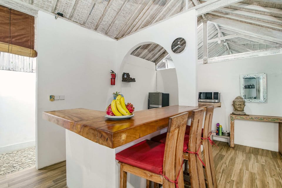 Basic Villa, Multiple Beds | Private kitchen | Fridge, microwave, stovetop, coffee/tea maker