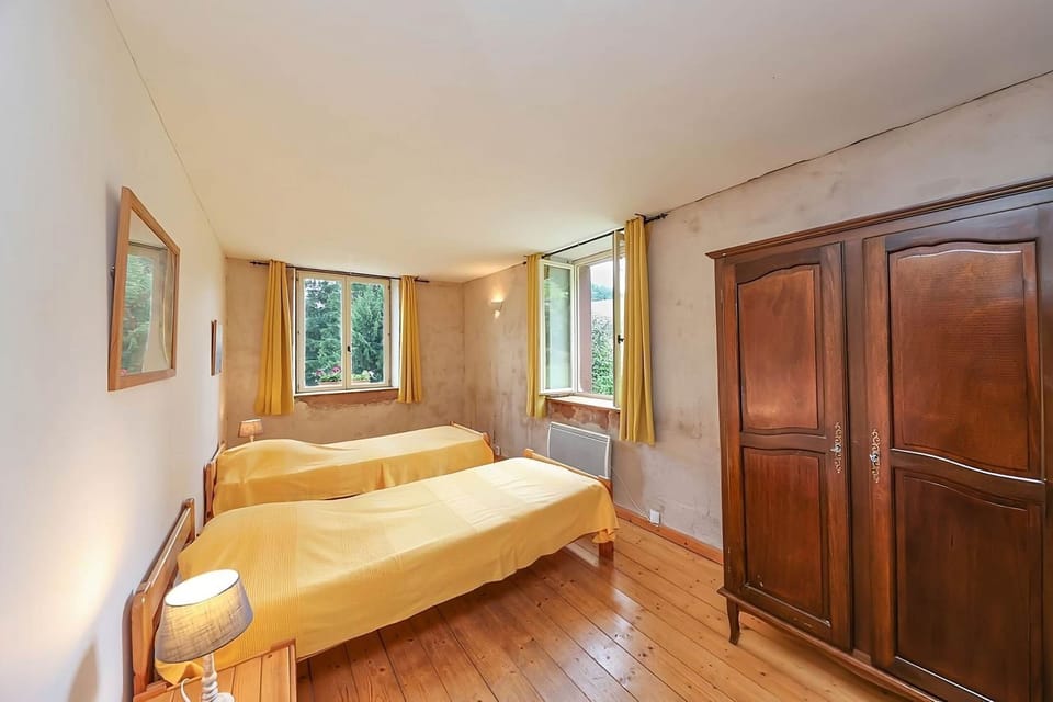 Chambre-lits-simples-transformed