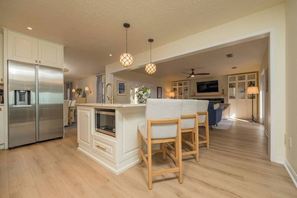 Kitchen and living room