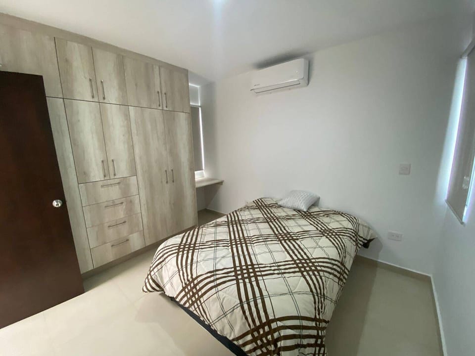 Classic Condo | 2 bedrooms, free WiFi, bed sheets