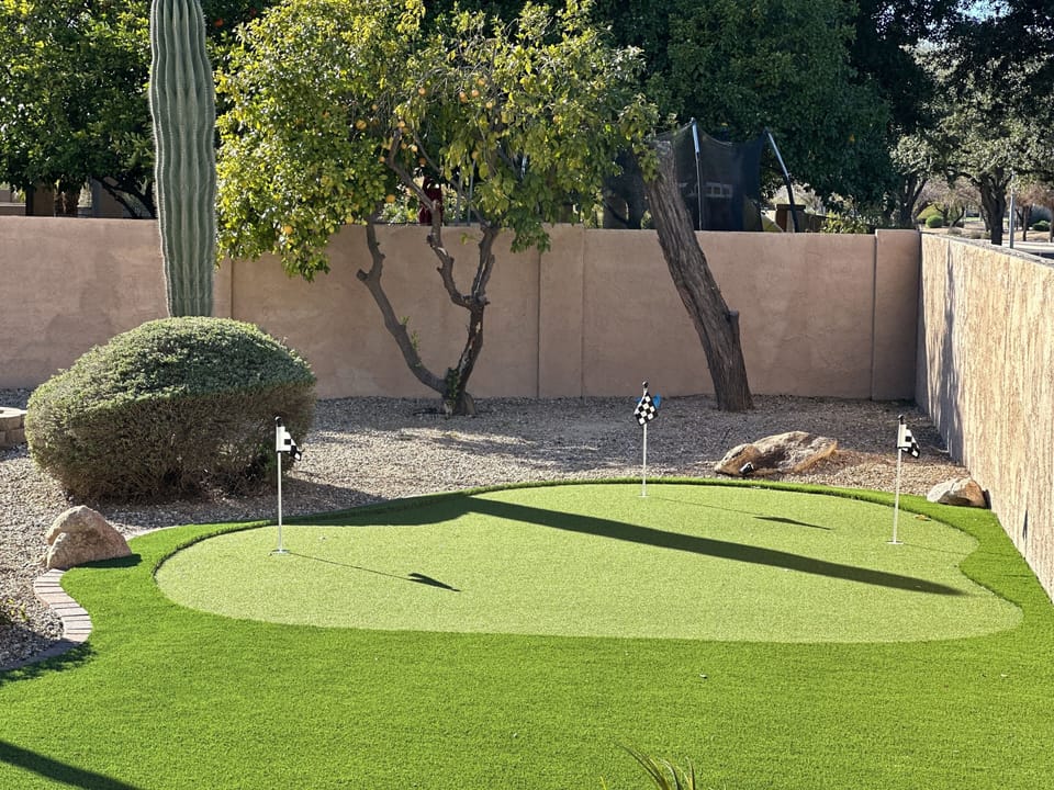 Putt on the green!