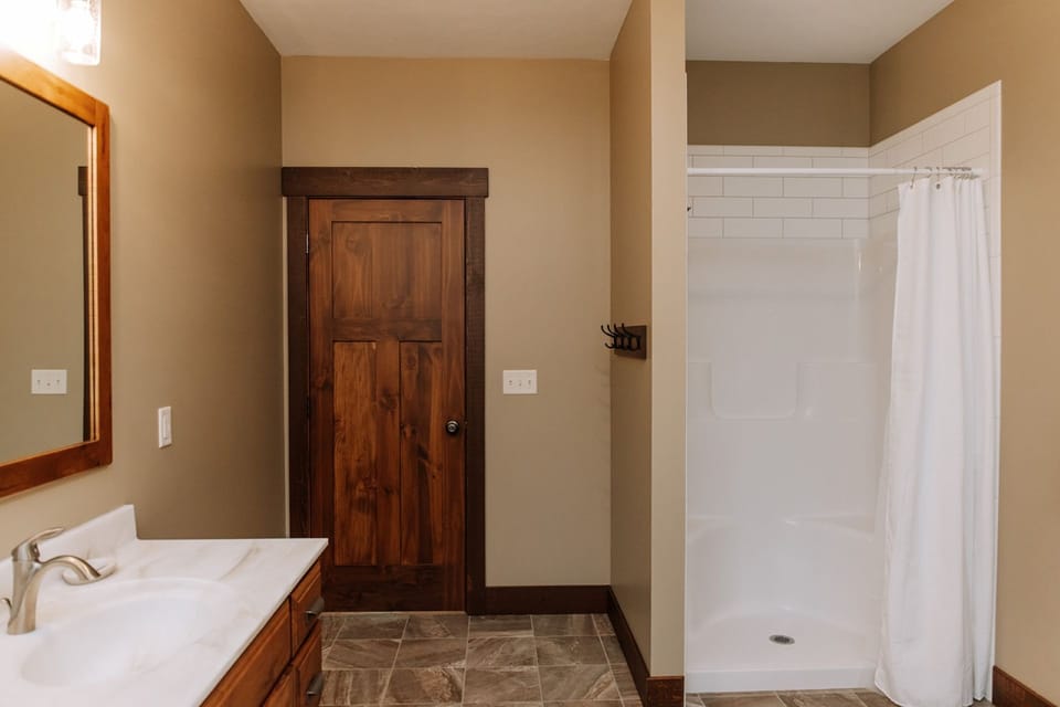 L-Bath12