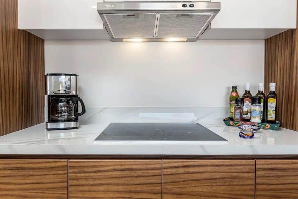 Comfort Condo | Private kitchen
